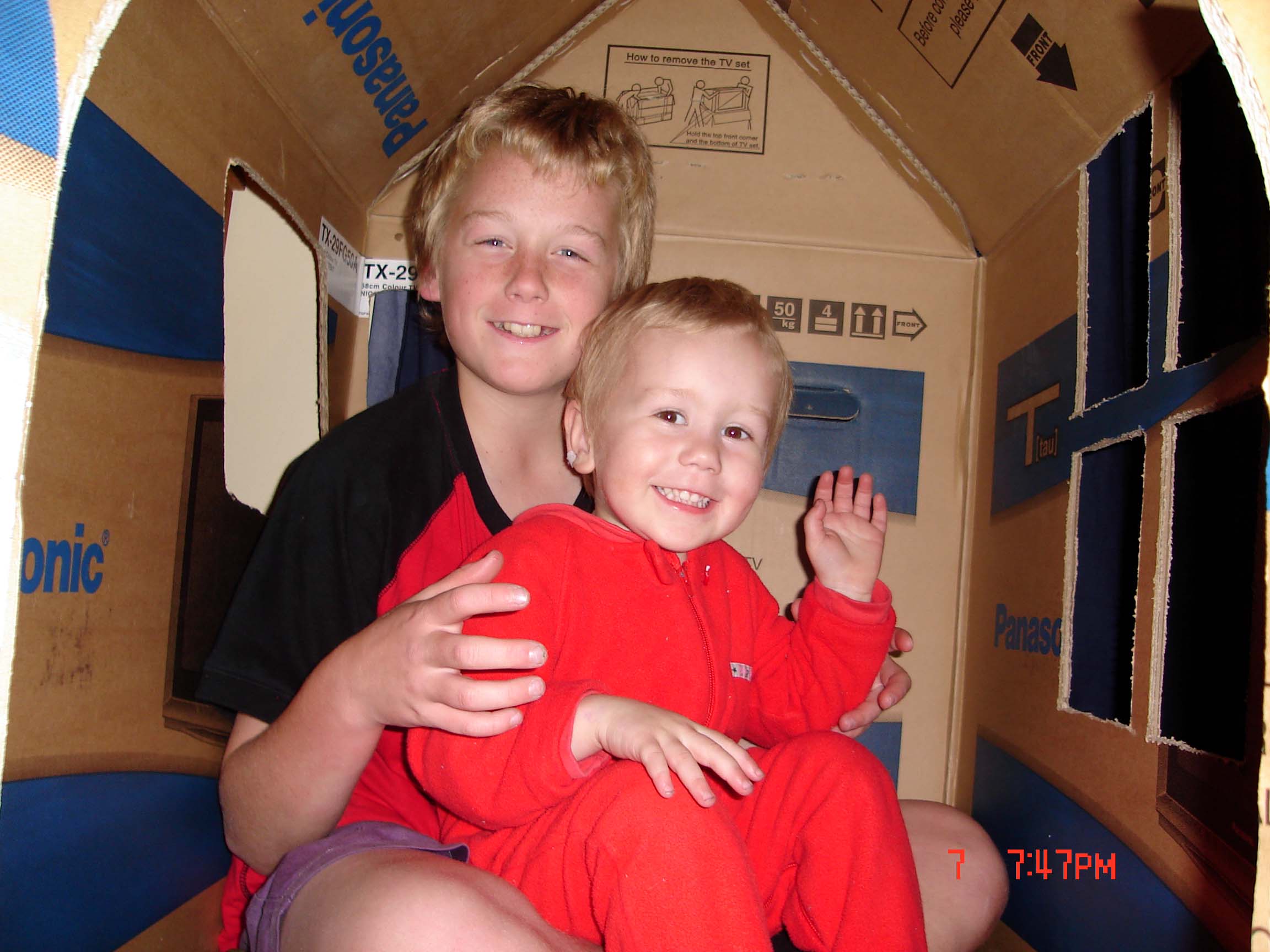 Luke/2006-05-07_Luke_House/Luke House (1).JPG